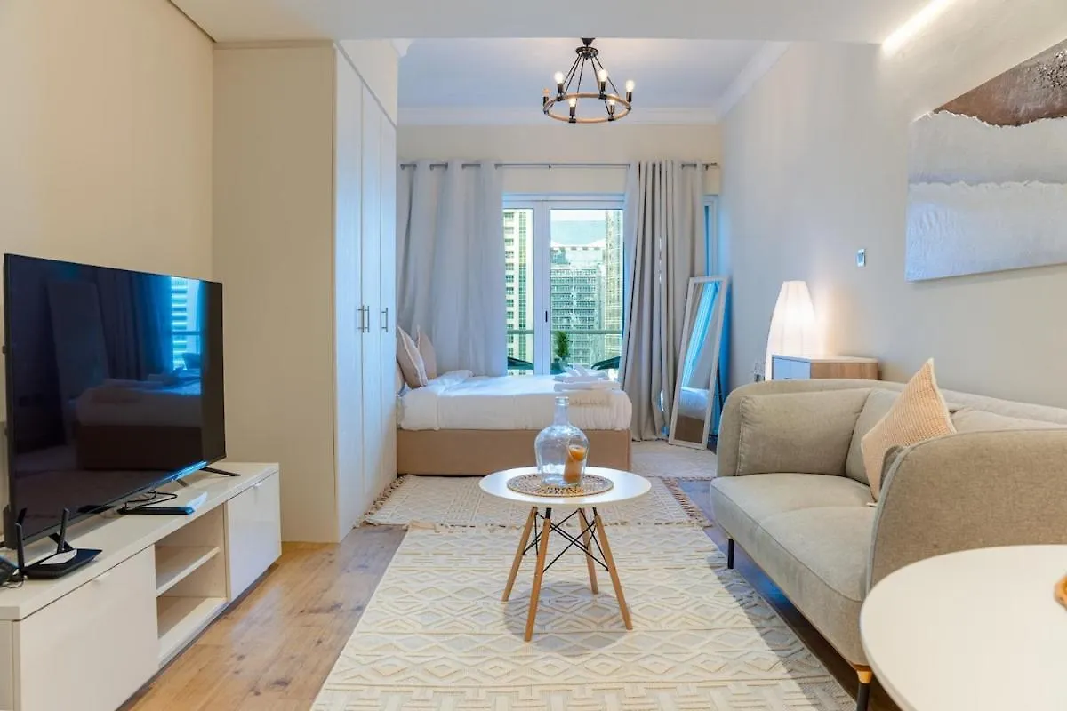 Apartment Luxury Studio - Lake View Tower Dubai